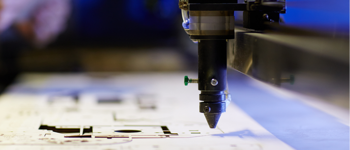 Optimale Materialauswahl für die präzise CNC-Bearbeitung von Metallen und Kunststoffen.
